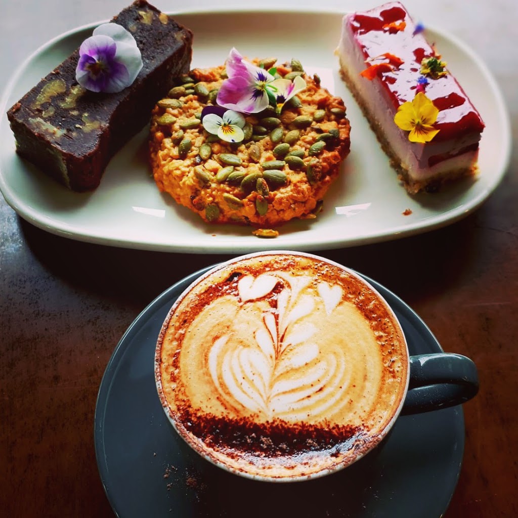Nourished Wholefood Cafe | cafe | 17 Avalon Parade, Avalon Beach NSW 2107, Australia | 0299733233 OR +61 2 9973 3233