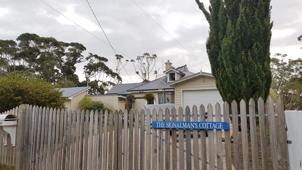 The Signalmans Cottage B & B | 685 Nelson Rd, Mount Nelson TAS 7007, Australia | Phone: (03) 6223 1215