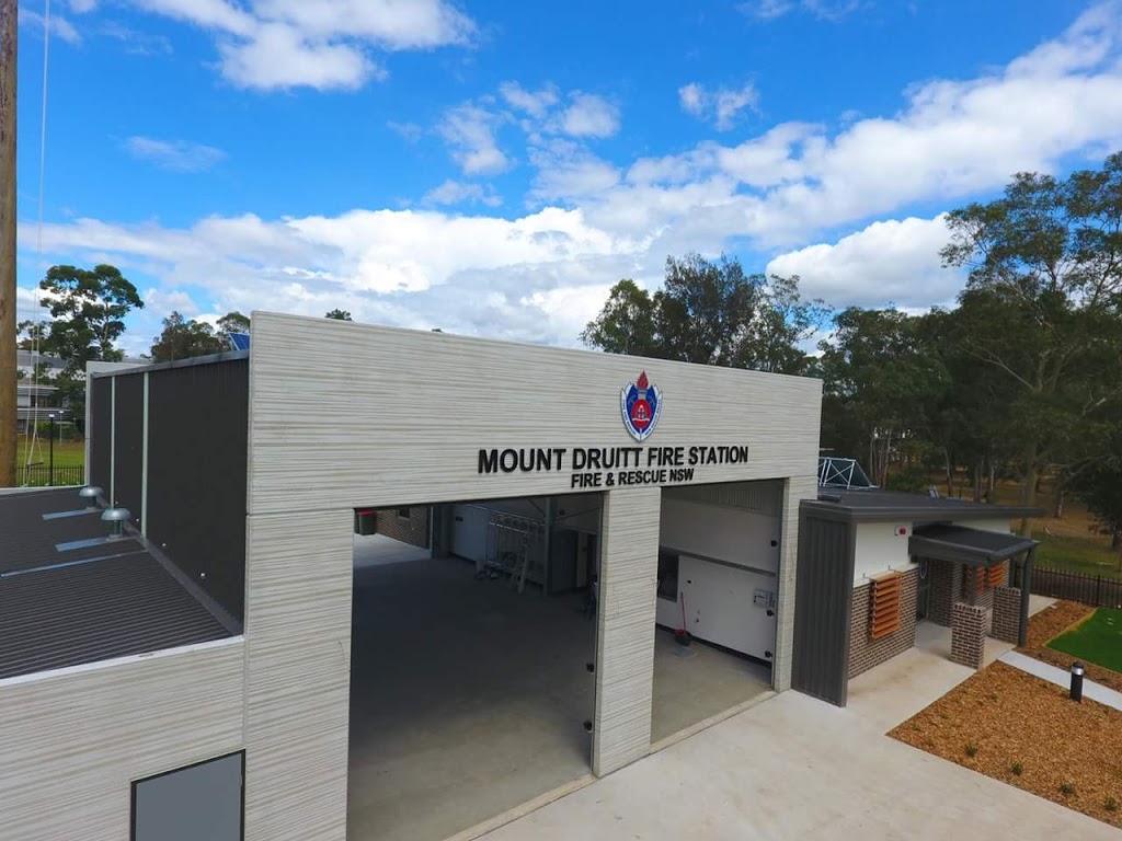 Fire and Rescue NSW Mount Druitt Fire Station | fire station | 81 Railway St, Mount Druitt NSW 2770, Australia | 0296254403 OR +61 2 9625 4403
