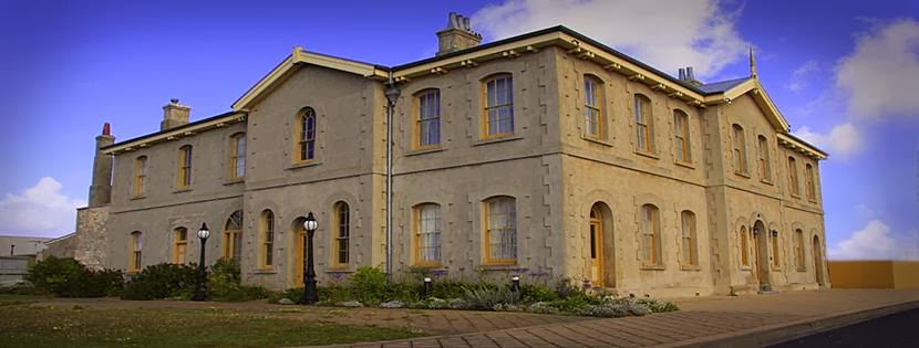 Customs House Bed & Breakfast | lodging | 3 Charles St, Port Macdonnell SA 5291, Australia | 0409671999 OR +61 409 671 999