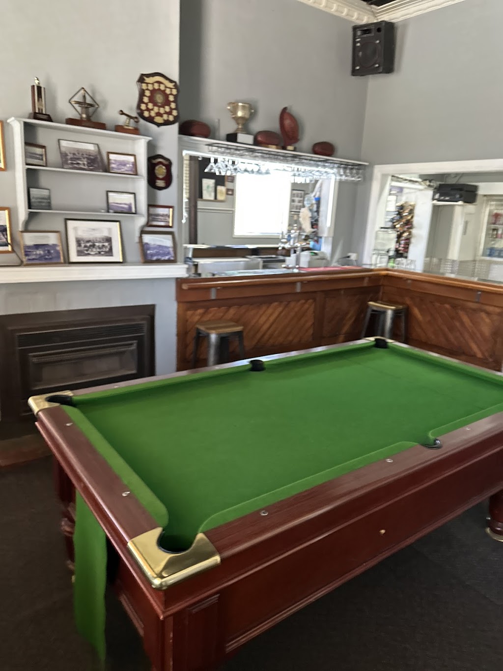 Western Hotel | 20 Glendinning St, Balmoral VIC 3407, Australia | Phone: (03) 5570 1369