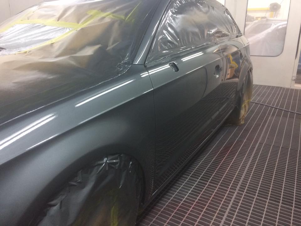 FRONTLINE SMASH REPAIRS | car repair | 5/12 Regent Cres, Moorebank NSW 2170, Australia | 0296018111 OR +61 2 9601 8111