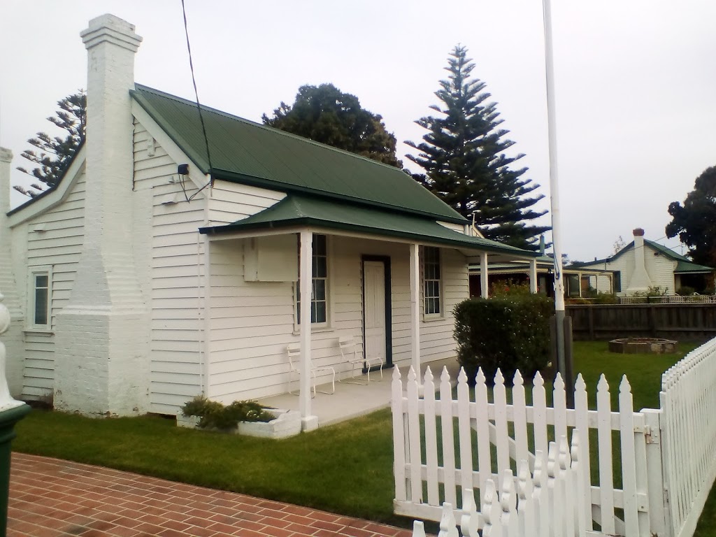 Fishermans Cottage | museum | 13 Mickle St, Tooradin VIC 3980, Australia