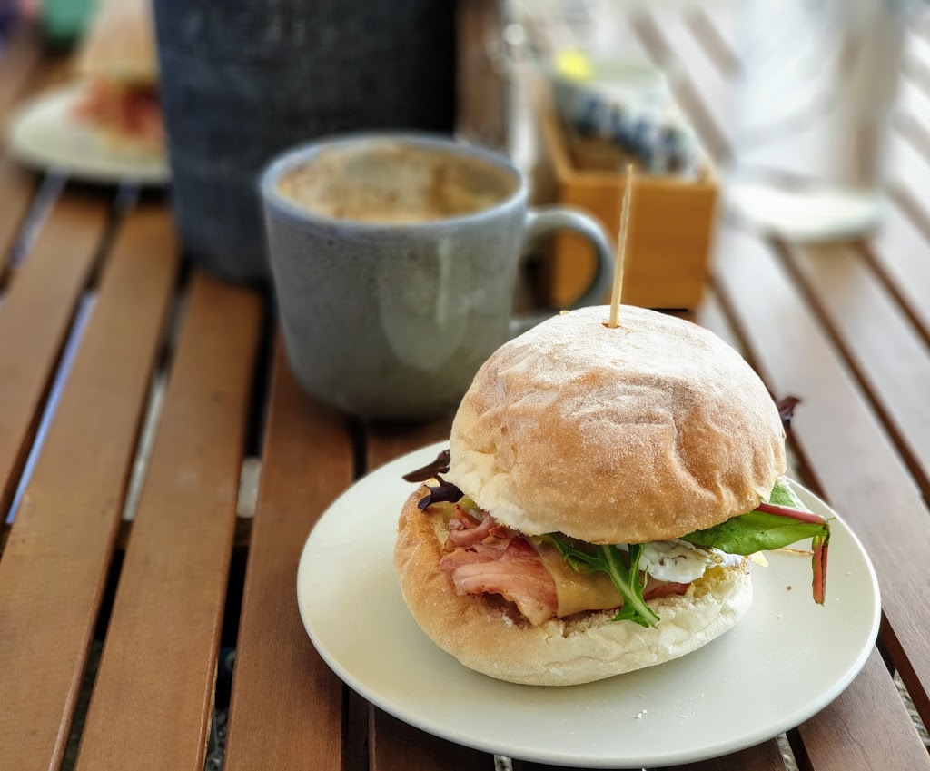 Hills Bakery Cafe | 3/170 Patricks Rd, Ferny Hills QLD 4055, Australia | Phone: (07) 3851 4956