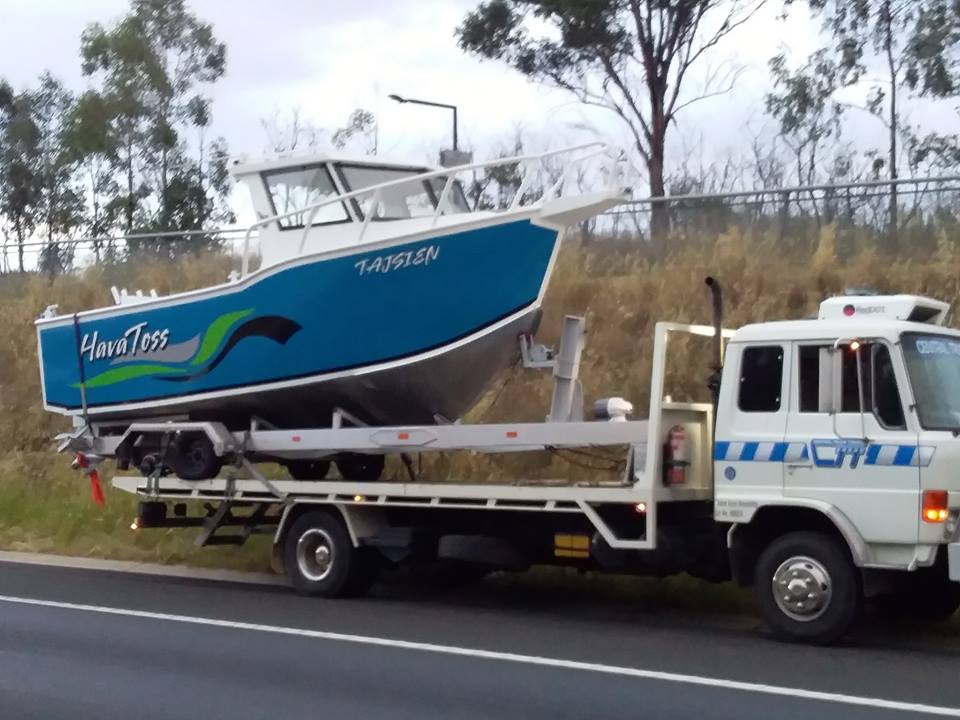 WAGGA TOWING | 39 Brucedale Dr, Brucedale NSW 2650, Australia | Phone: 0409 847 502