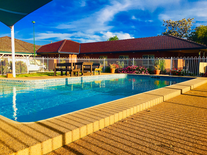 Comfort Inn Bushmans | 9-13 Peak Hill Rd, Parkes NSW 2870, Australia | Phone: (02) 6862 2199