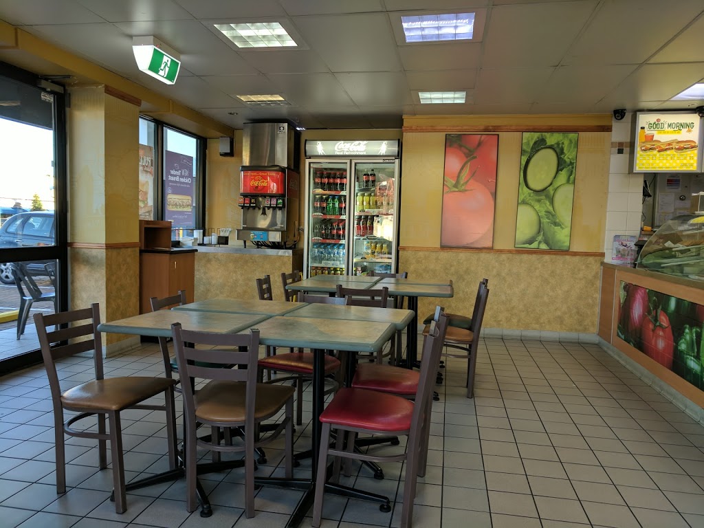 Subway | restaurant | 3/242 Hawken Dr, St Lucia QLD 4067, Australia | 0737195811 OR +61 7 3719 5811