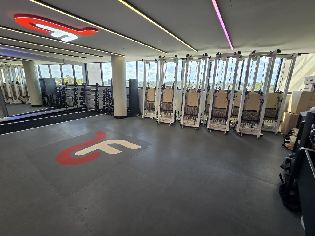 Universal Fitness Pemulwuy | 44 Winnima Cct, Pemulwuy NSW 2145, Australia | Phone: (02) 9631 6414