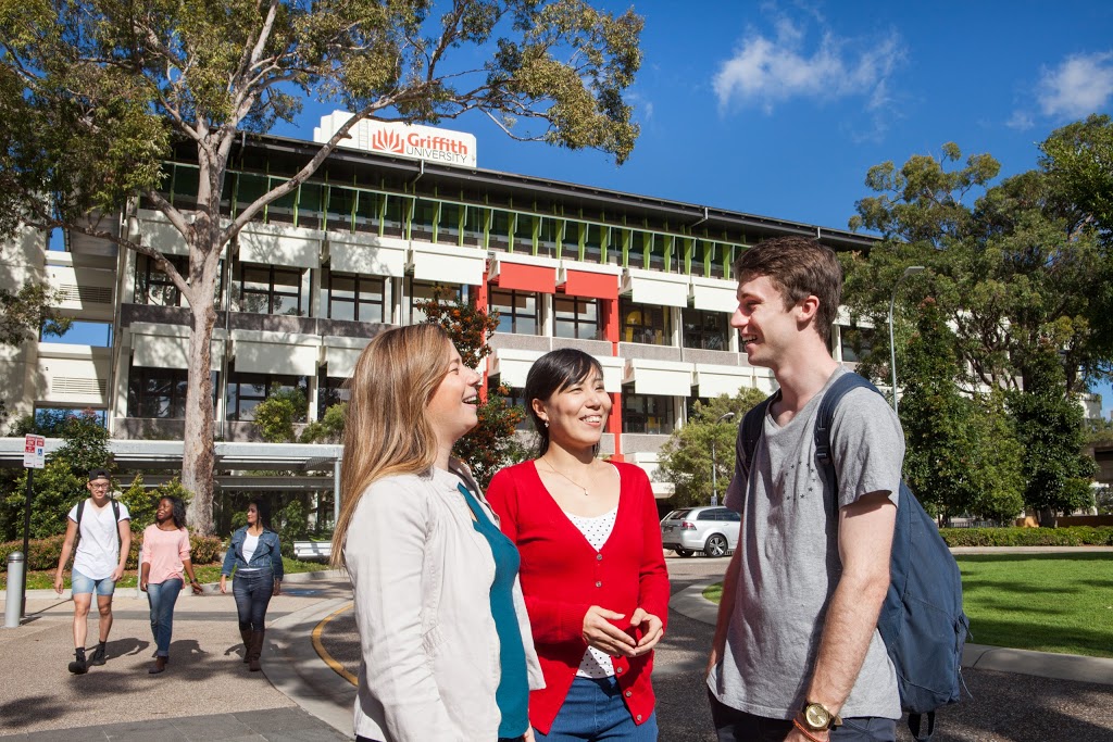 Griffith University, Mount Gravatt Campus | university | 176 Messines Ridge Rd, Mount Gravatt QLD 4122, Australia | 0737357111 OR +61 7 3735 7111
