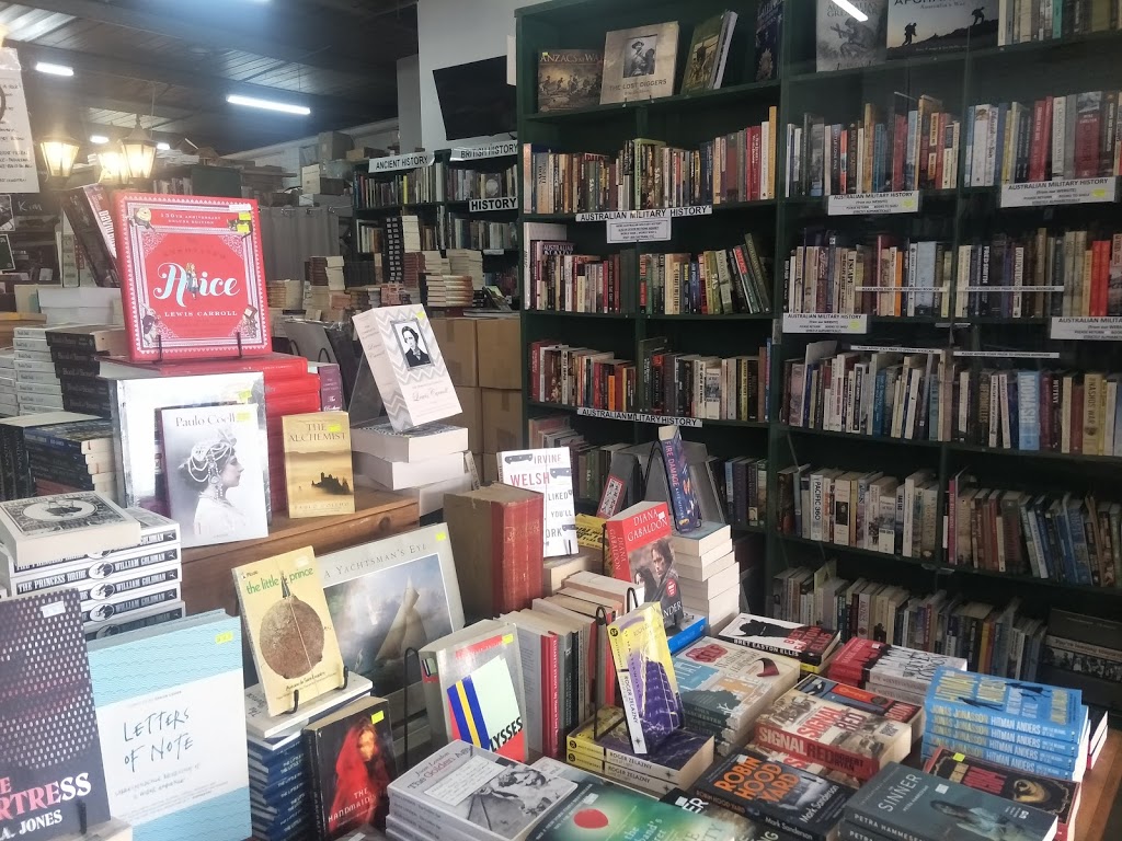 Elizabeths Secondhand Bookshops | book store | 23 Queen Victoria St, Fremantle WA 6160, Australia | 0894333236 OR +61 8 9433 3236