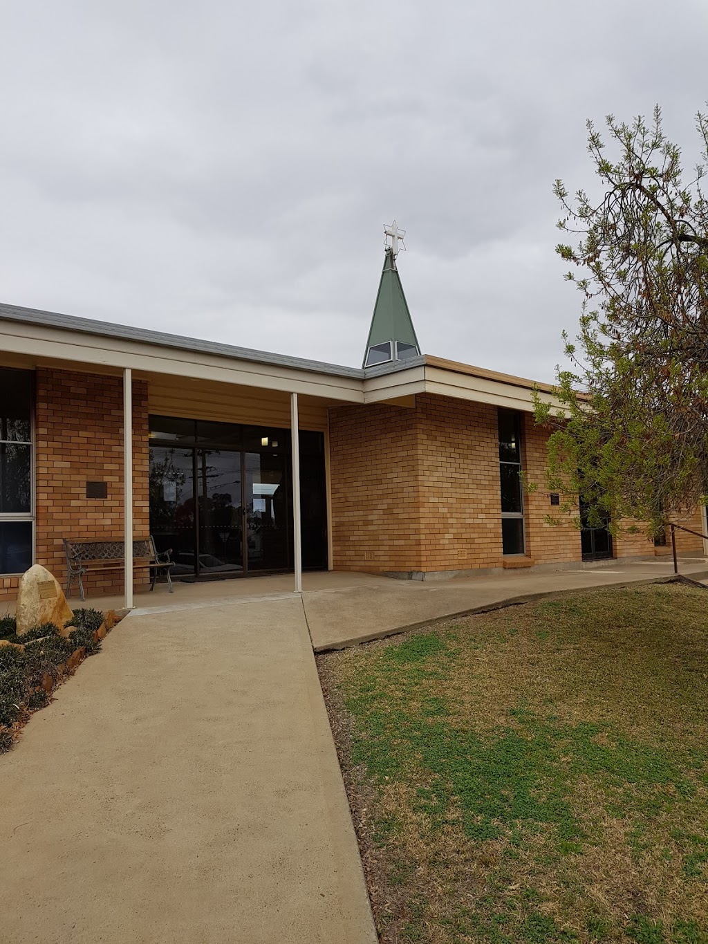Uniting Church, NARRABRI, NSW | 46 Balonne St, Narrabri NSW 2390, Australia