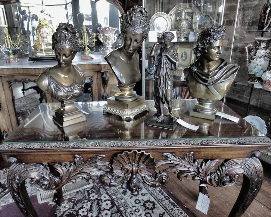 Nicklebys Antiques | furniture store | 40 Piper St, Kyneton VIC 3444, Australia | 0354221675 OR +61 3 5422 1675
