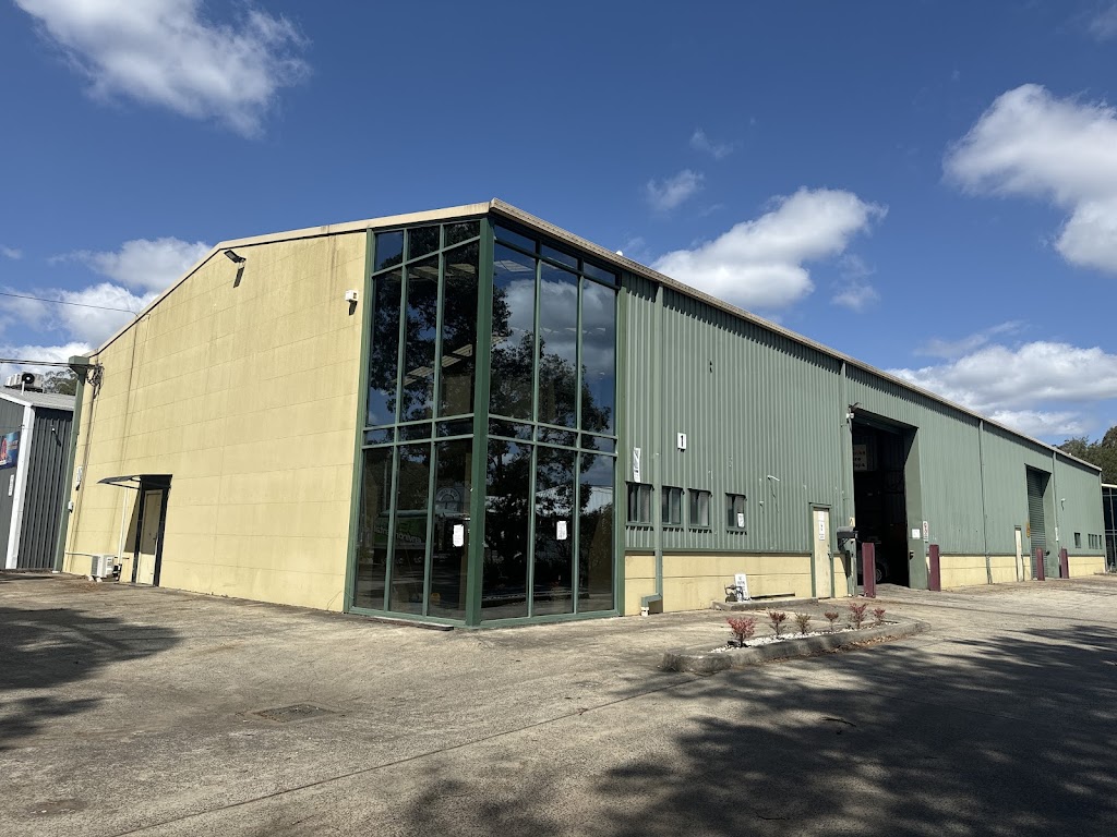 Maqsoodi auto parts | 2/4 Catamaran Rd, Fountaindale NSW 2258, Australia | Phone: 0478 135 663