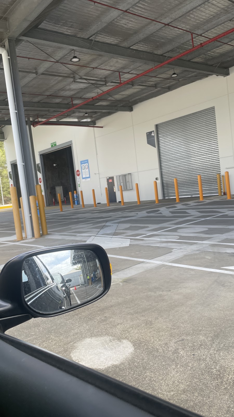 Amazon Delivery Station (DQD2) | 164 Stradbroke St, Heathwood QLD 4110, Australia | Phone: 1800 290 564