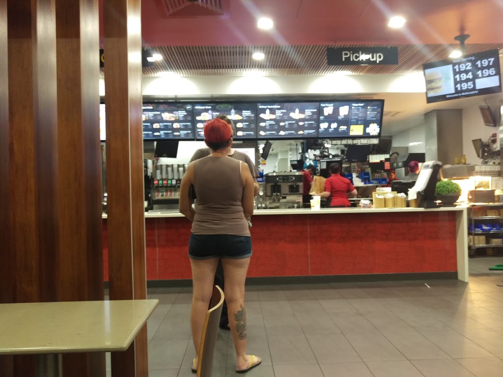 McDonalds Mackay Northern Beaches | cafe | 13 Rosewood Dr, Rural View QLD 4740, Australia | 0748402136 OR +61 7 4840 2136
