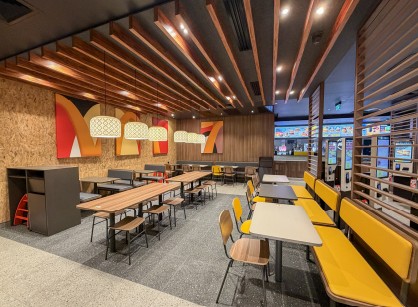 McDonald’s Glass House Mountains II | 4288 Bruce Hwy, Glass House Mountains QLD 4518, Australia | Phone: (07) 5436 3700