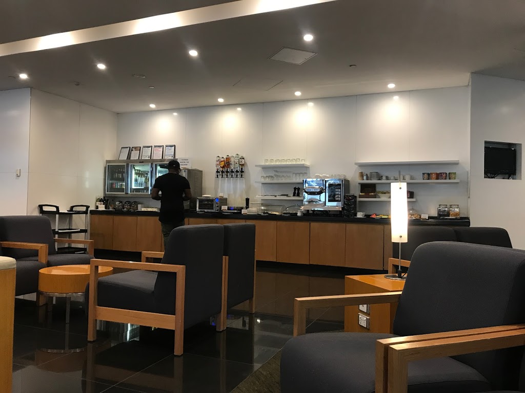 Cathay Pacific Lounge | Airport Dr, Tullamarine VIC 3045, Australia