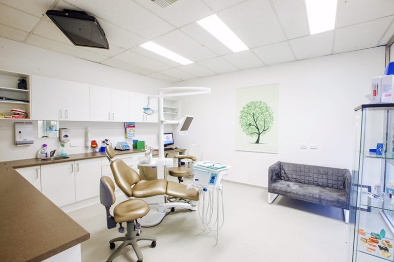 Dentist A Brite Smile | 641 Mt Alexander Rd, Moonee Ponds VIC 3039, Australia | Phone: (03) 9370 7935