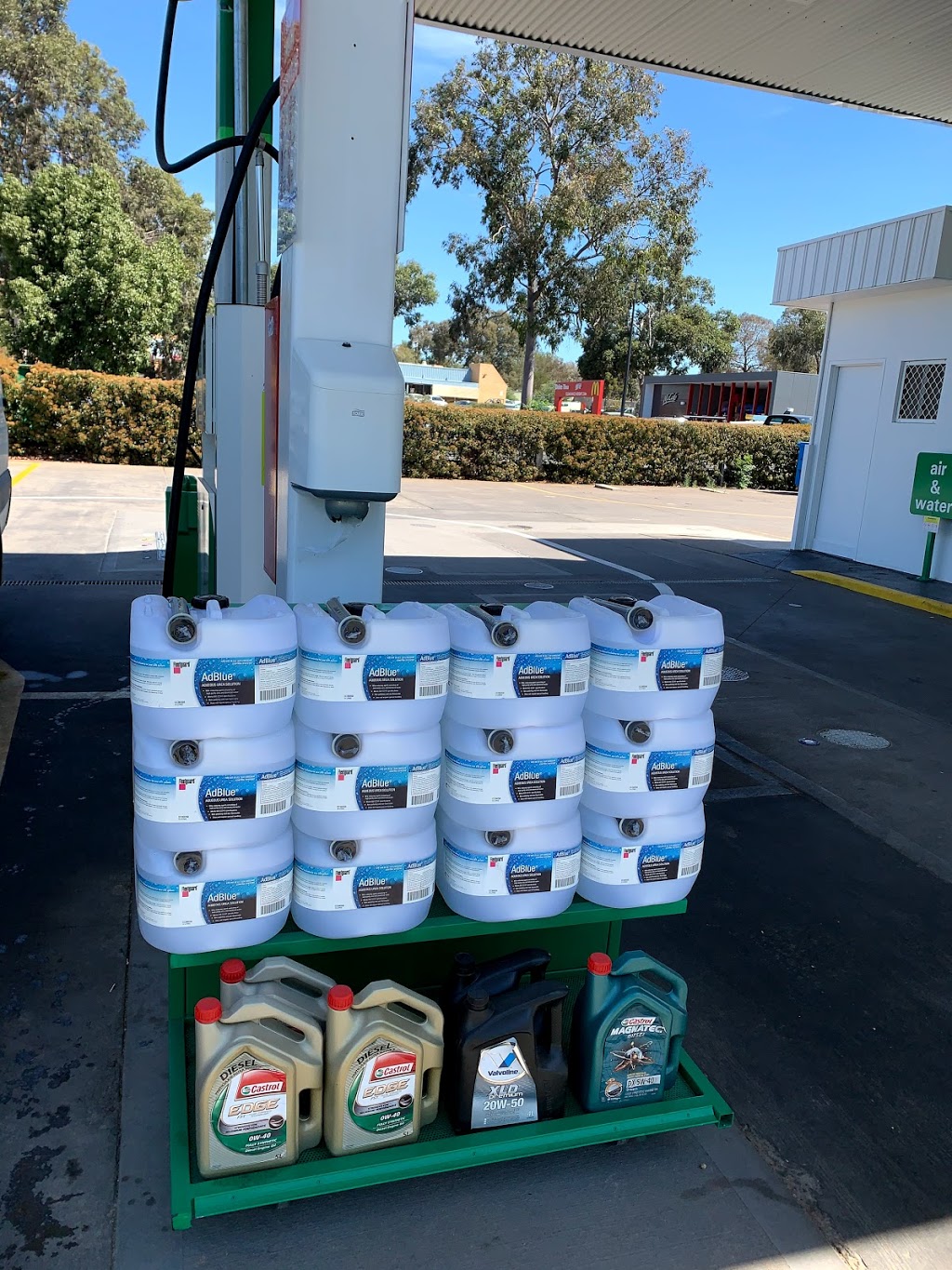 BP | gas station | 180 Edward St, Fox St, Wagga Wagga NSW 2650, Australia | 0269211323 OR +61 2 6921 1323