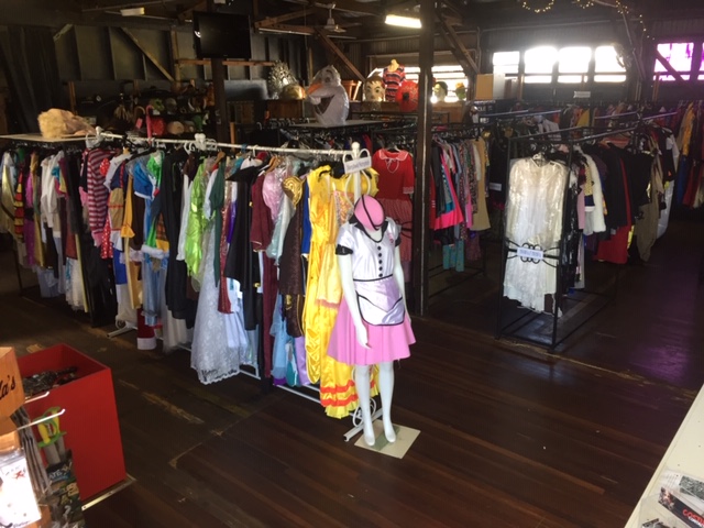 Costume Closet Ipswich | clothing store | 3/274 Brisbane St, West Ipswich QLD 4305, Australia | 0731435092 OR +61 7 3143 5092