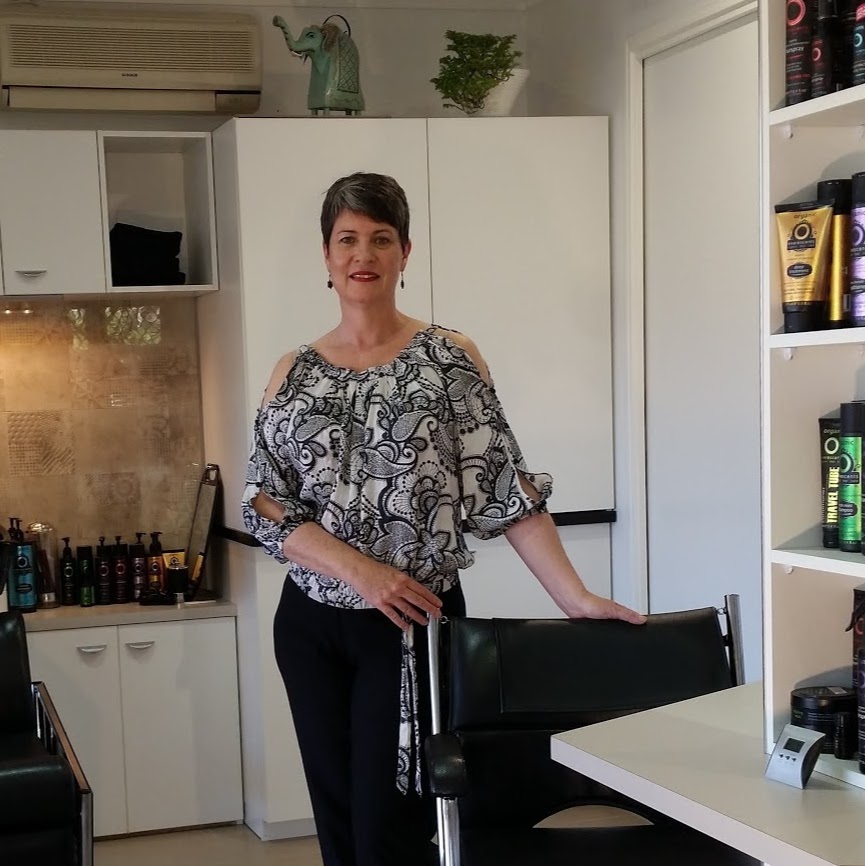 Randalls Hair Studio | hair care | 209 Randall Rd, Wynnum West QLD 4178, Australia | 0408153813 OR +61 408 153 813