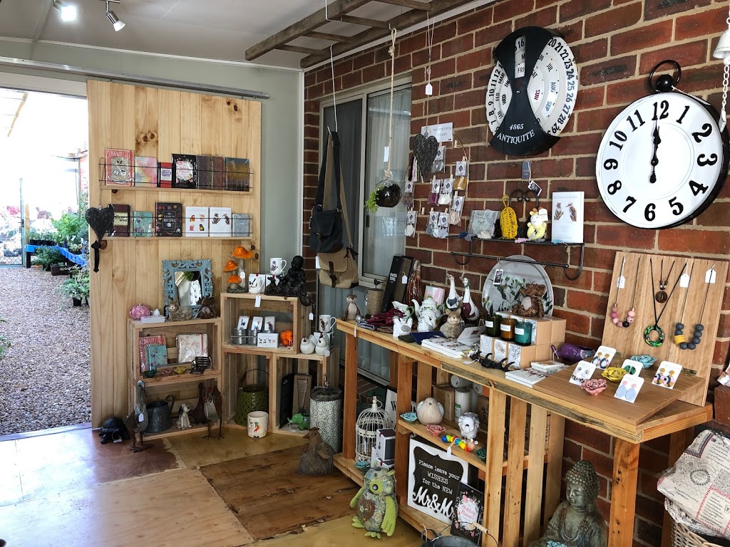 Possums Plants & Gifts | 24 Sheltons Rd, Kangaroo Flat VIC 3555, Australia | Phone: 0419 594 107