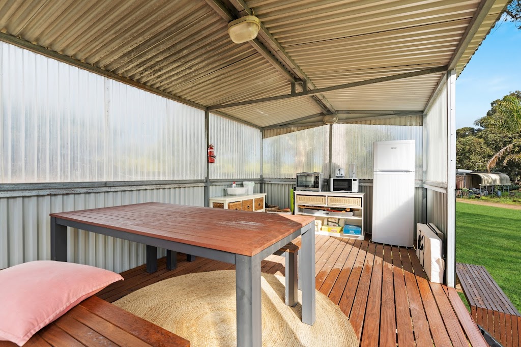 Waterfront Holiday Park | campground | 216 Princes Hwy, Tailem Bend SA 5260, Australia | 0875305000 OR +61 8 7530 5000