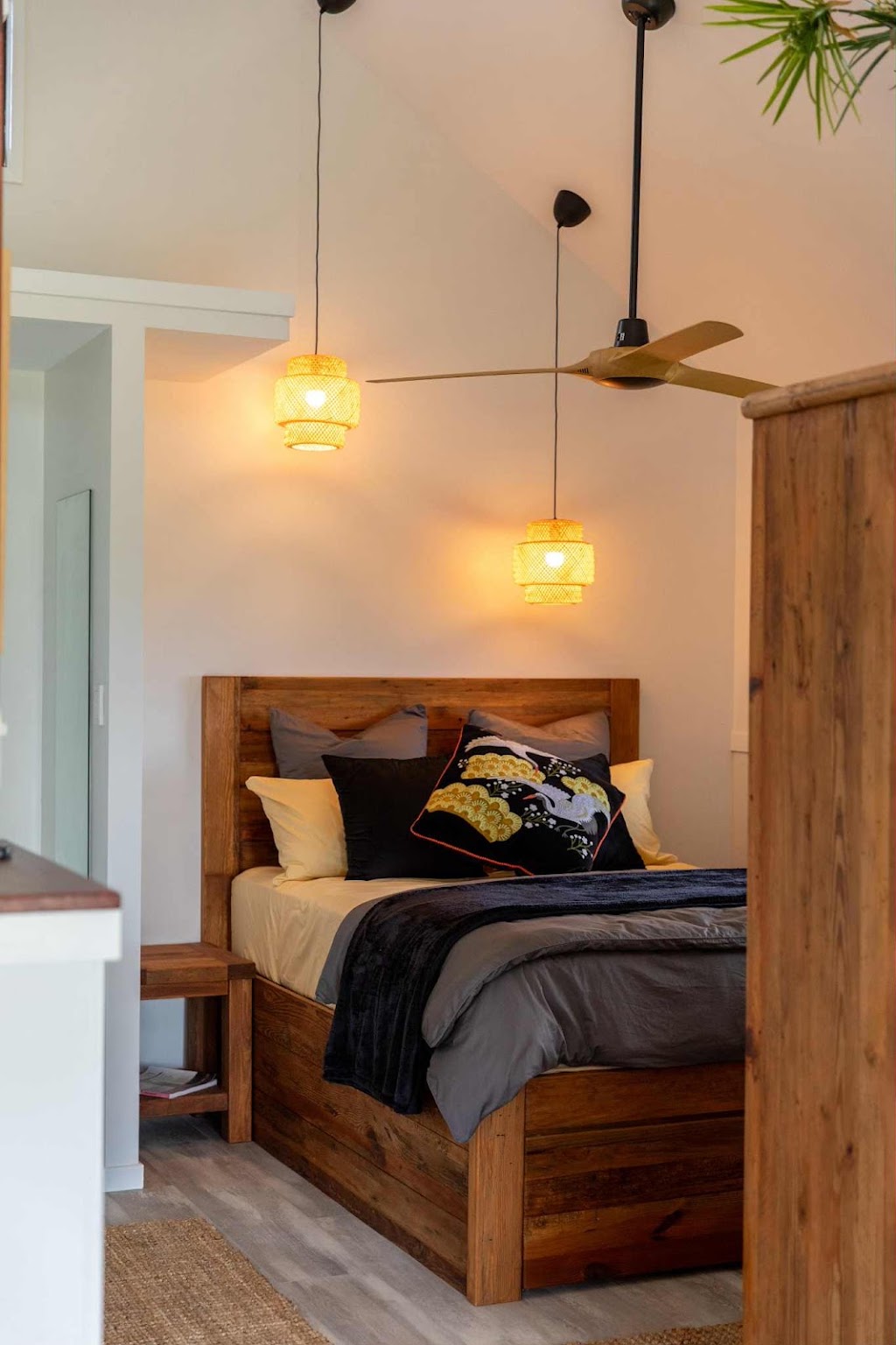 Pandanus 592 | 592 Sandon River Rd, Brooms Head NSW 2463, Australia | Phone: 0402 520 113