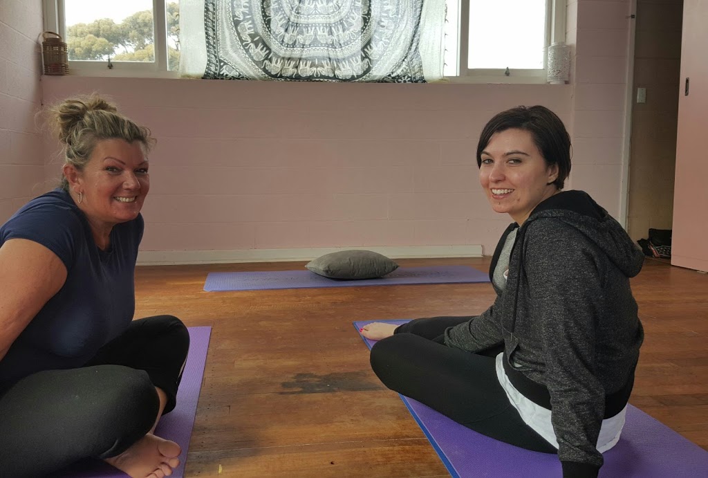 The Shanti Studio - Hatha Yoga | gym | 11 Township Rd, Marion SA 5043, Australia | 0401265608 OR +61 401 265 608