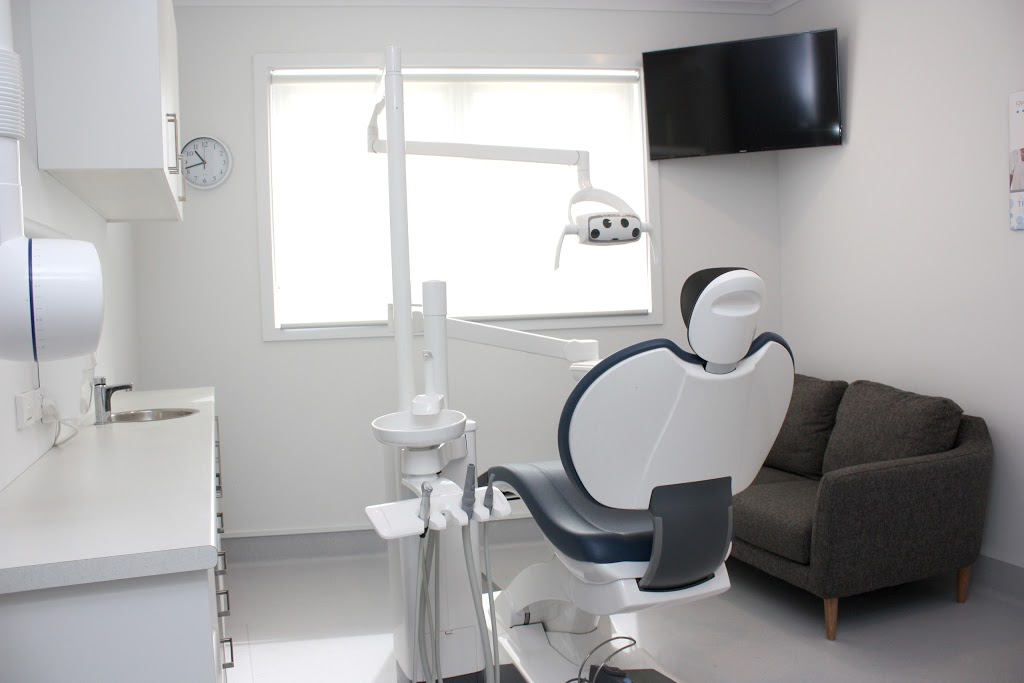 Dental One Craigieburn | dentist | 33 Craigieburn Rd, Craigieburn VIC 3064, Australia | 0390218928 OR +61 3 9021 8928