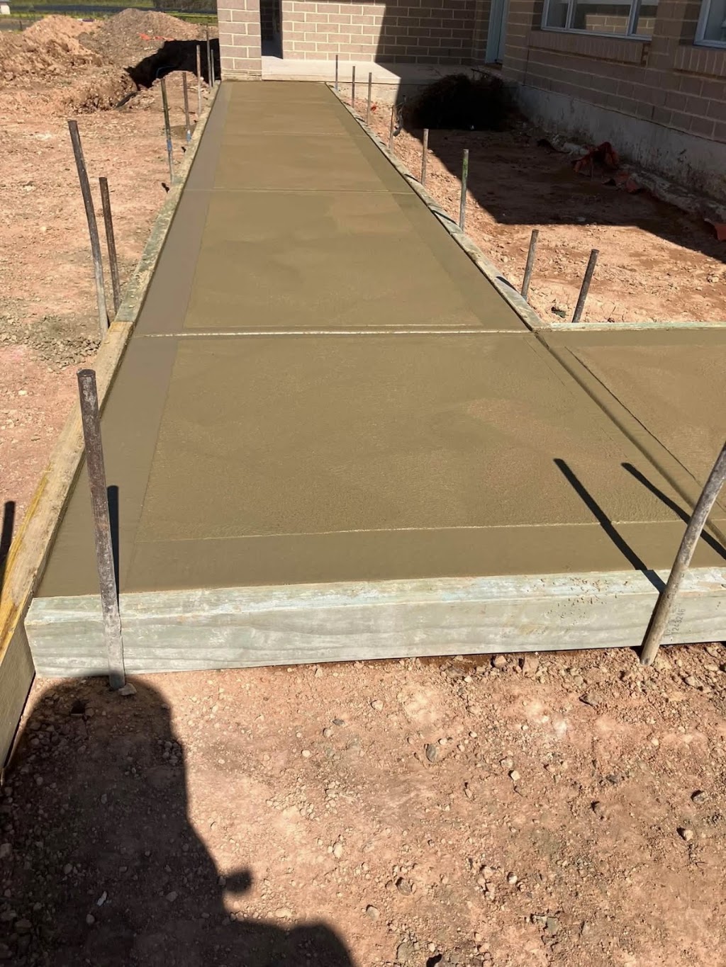 Amos Contracting | Galleon Wy, Mannum SA 5238, Australia | Phone: 0439 999 303