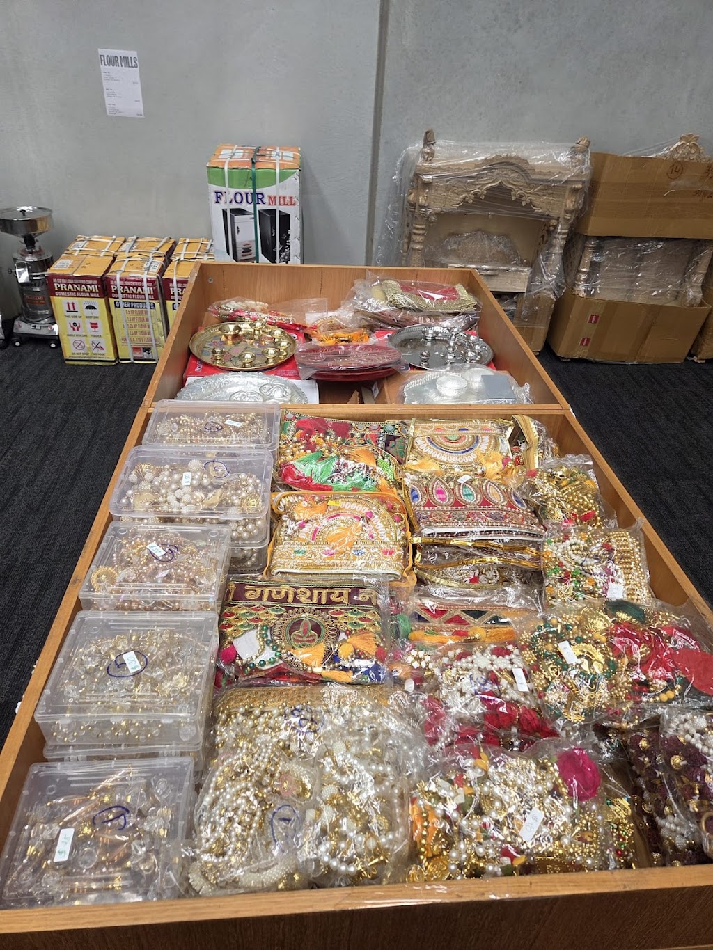 Krishna creations | 4 Echo Lp, Pakenham VIC 3810, Australia | Phone: 0403 931 121