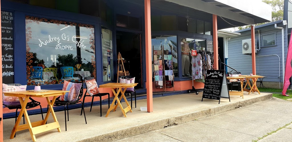 Audrey Gs Coffee Shoppe | 44 Beach St, Woolgoolga NSW 2456, Australia | Phone: 0417 113 312