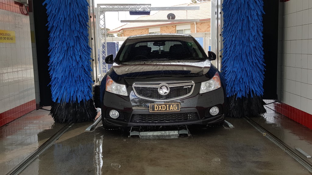 Werribee Carwash | 100 Ballan Rd, Werribee VIC 3030, Australia | Phone: 1800 309 060