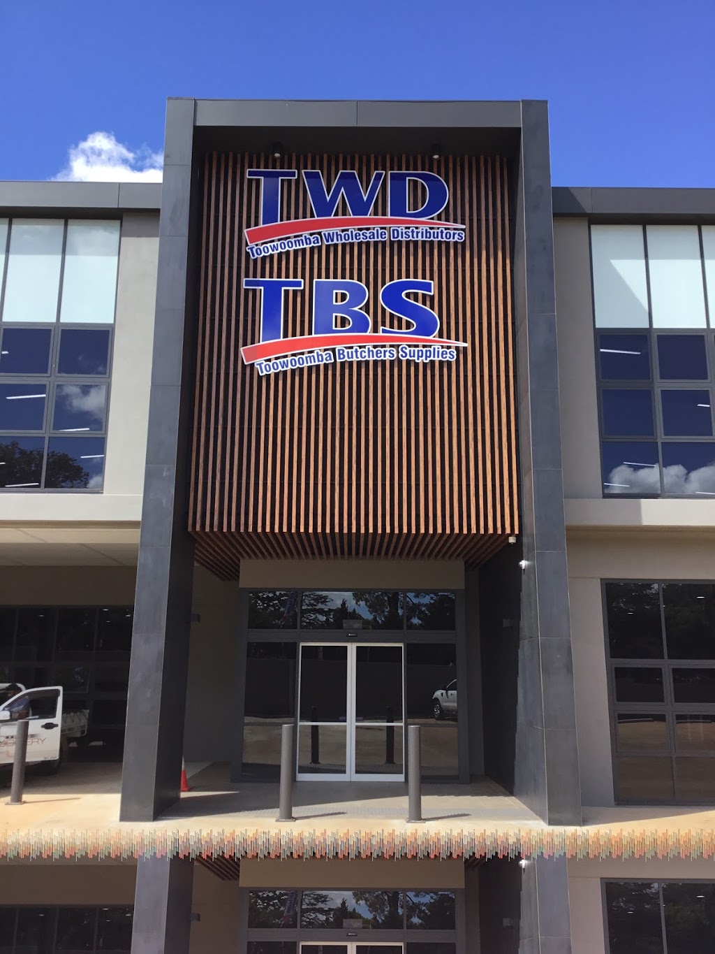 Toowoomba Wholesale Distributors | 238 Anzac Ave, Harristown QLD 4350, Australia | Phone: (07) 4637 3800