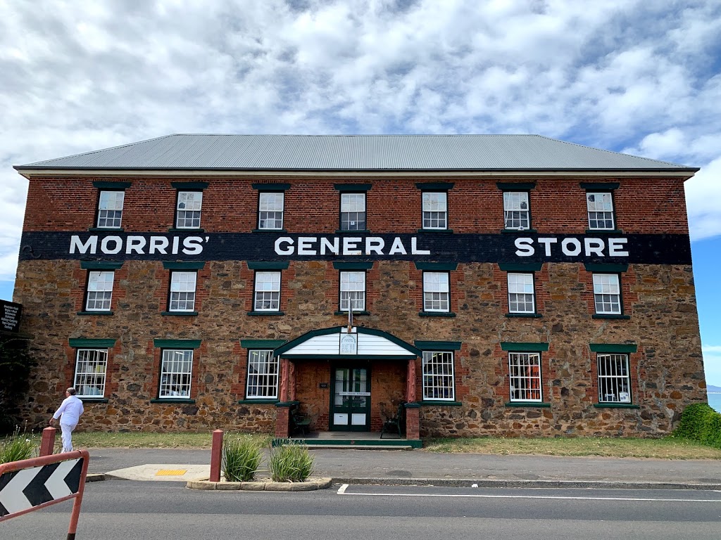Morris Store | supermarket | 13-15 Franklin St, Swansea TAS 7190, Australia | 0362578101 OR +61 3 6257 8101