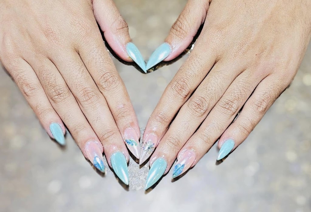 Tipsy Time Nails and Beauty | 6 Royal George Dr, Harrington Park NSW 2567, Australia | Phone: 0419 425 570