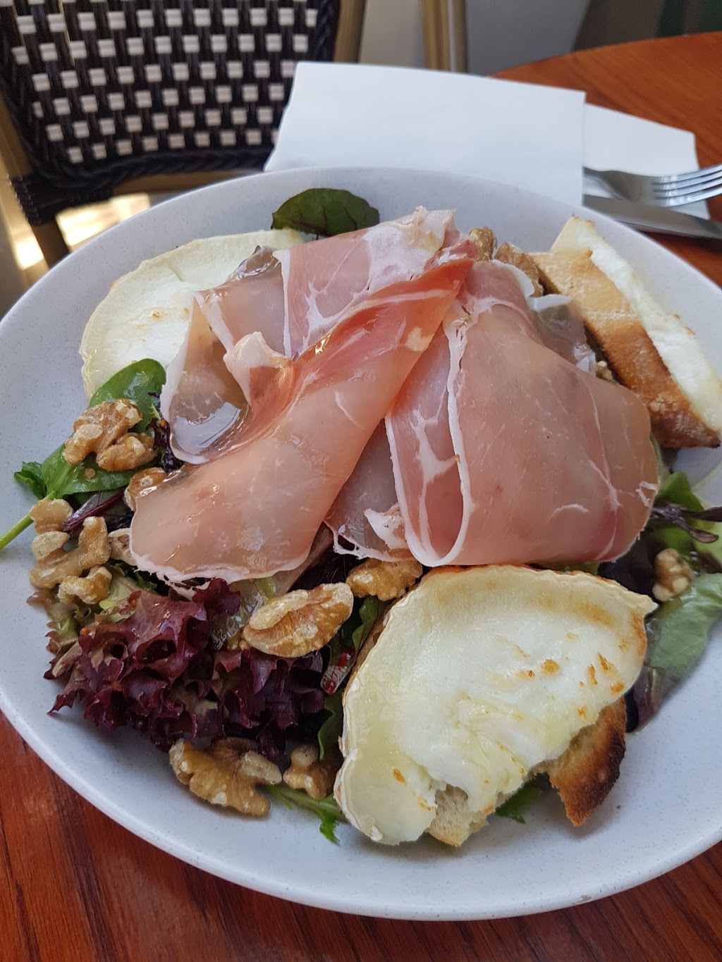 Frenchys Cafe | 3 Read Pl, Mosman NSW 2088, Australia | Phone: (02) 9969 4411