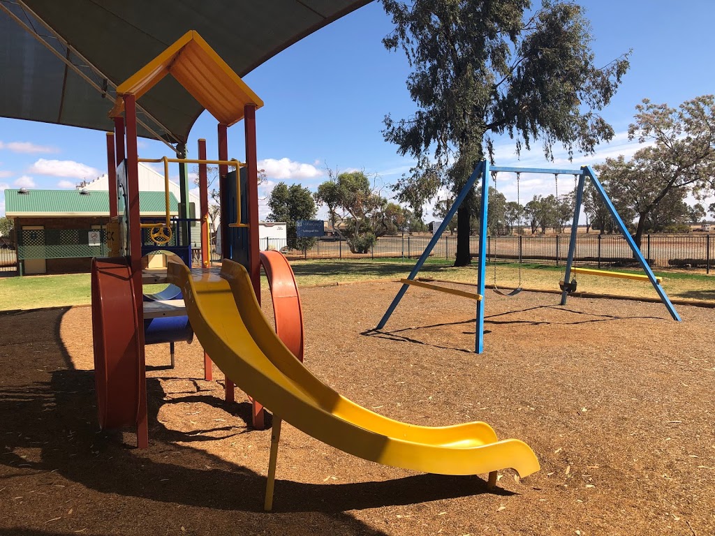 Pioneer Park | park | 11 Cargelligo St, Tullibigeal NSW 2669, Australia