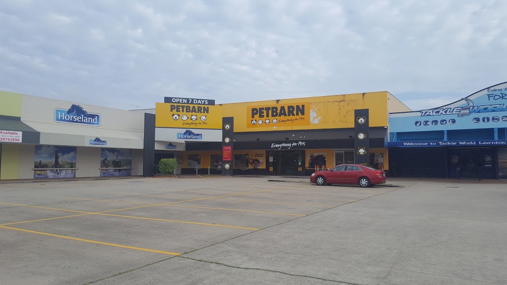 Petbarn Lawnton | pet store | 640 Gympie Rd, Lawnton QLD 4501, Australia | 0732057655 OR +61 7 3205 7655