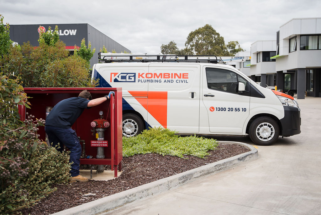 Kombine Commercial Maintenance | 47 Greenaway St, Bulleen VIC 3105, Australia | Phone: 1300 205 510