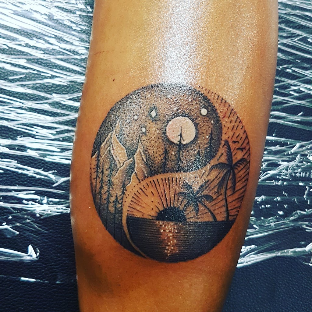 Fox & Moon Tattoo Collective | 6/727 Deception Bay Rd, Rothwell QLD 4022, Australia | Phone: 0411 570 360