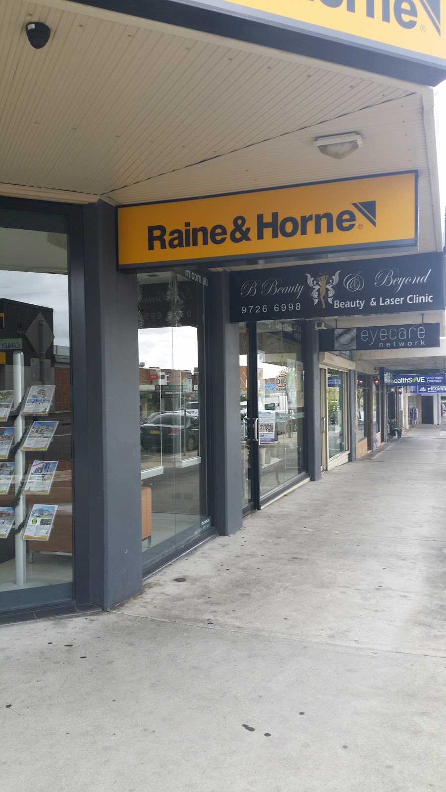 Raine & Horne | 2/231 Canley Vale Rd, Canley Heights NSW 2166, Australia | Phone: (02) 9727 6077