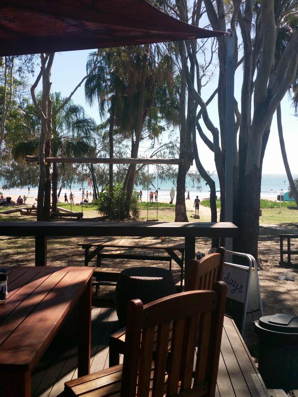 Holidays Cafe | cafe | 55 Jeffery Court Inside Caravan Park, Beach front, Agnes Water QLD 4677, Australia | 0749749619 OR +61 7 4974 9619