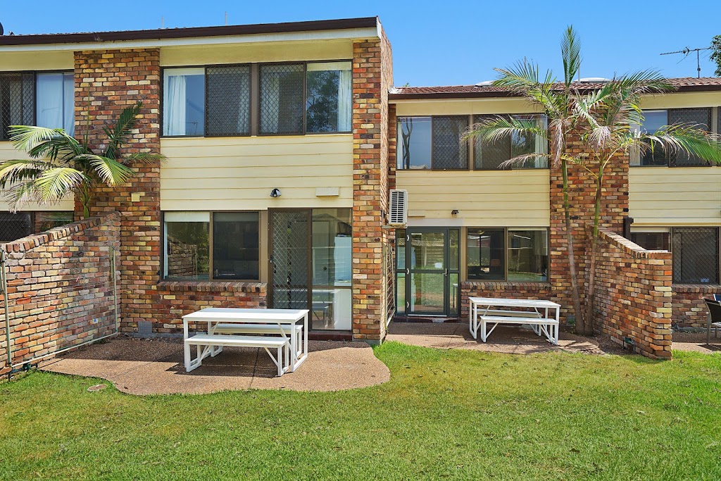 Centennial Terrace Apartments | lodging | 58 Parry St, Cooks Hill NSW 2300, Australia | 0419611854 OR +61 419 611 854