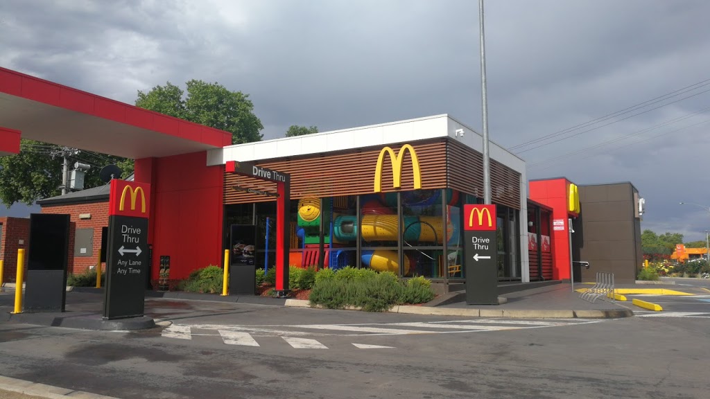 McDonalds Wangratta | meal takeaway | 13/17 Ryley St, Wangaratta VIC 3677, Australia | 0357223007 OR +61 3 5722 3007