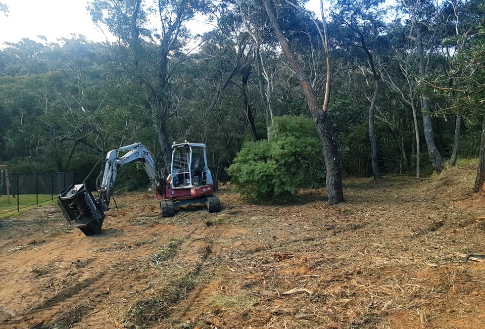 Hillcrest Excavations and Vegetation Management | general contractor | 58 Hawkesbury Rd, Springwood NSW 2777, Australia | 0247514325 OR +61 2 4751 4325