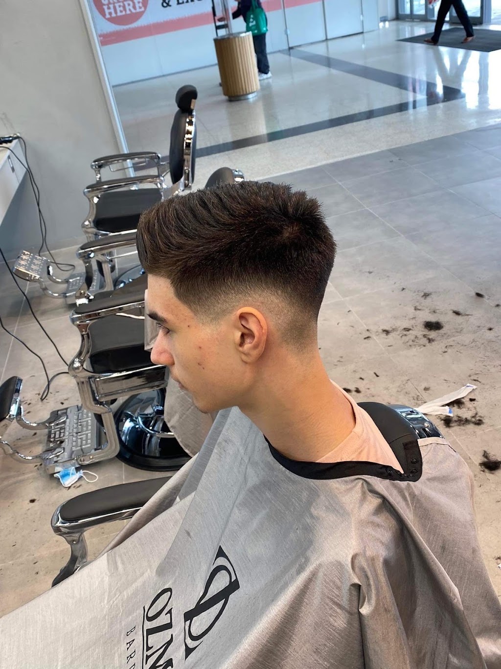 Ozman Barbershop | Waverley Gardens Shopping centre, Shop 6/271 Police Rd, Mulgrave VIC 3170, Australia | Phone: (03) 8522 8224