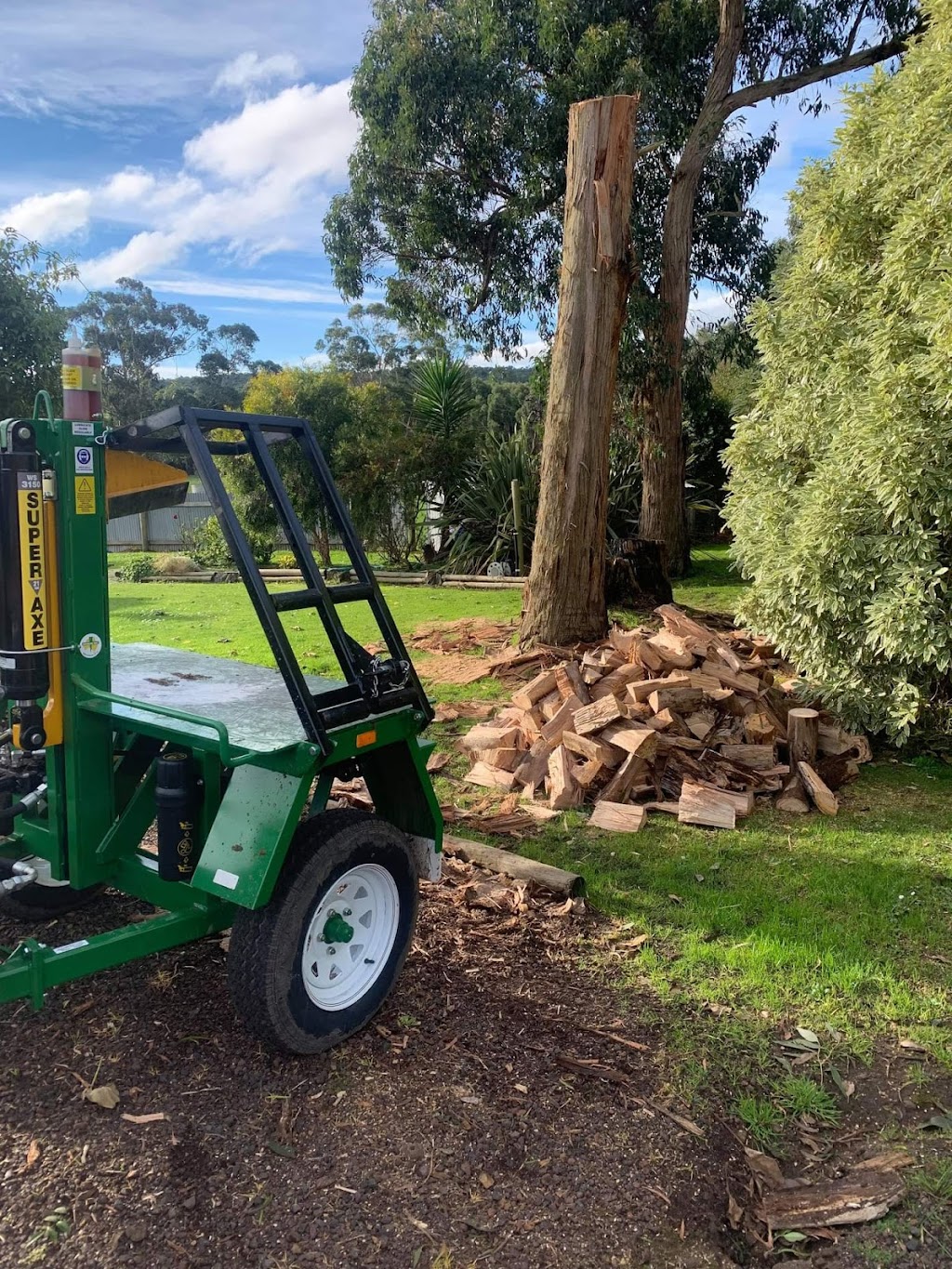 Timboon firewood services | general contractor | Lot 10 tognis access road, Timboon VIC 3268, Australia | 0400470490 OR +61 400 470 490