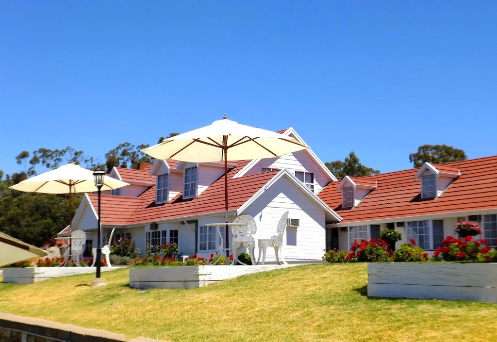 Clare Valley Motel | lodging | 74A Main N Rd, Clare SA 5453, Australia | 0888422799 OR +61 8 8842 2799